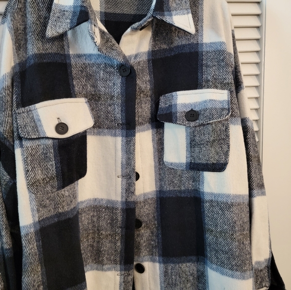 Womens Long Plaid Flannel Shacket Button Down Long Sleeve Shirt Jacket - Picture 2 of 2